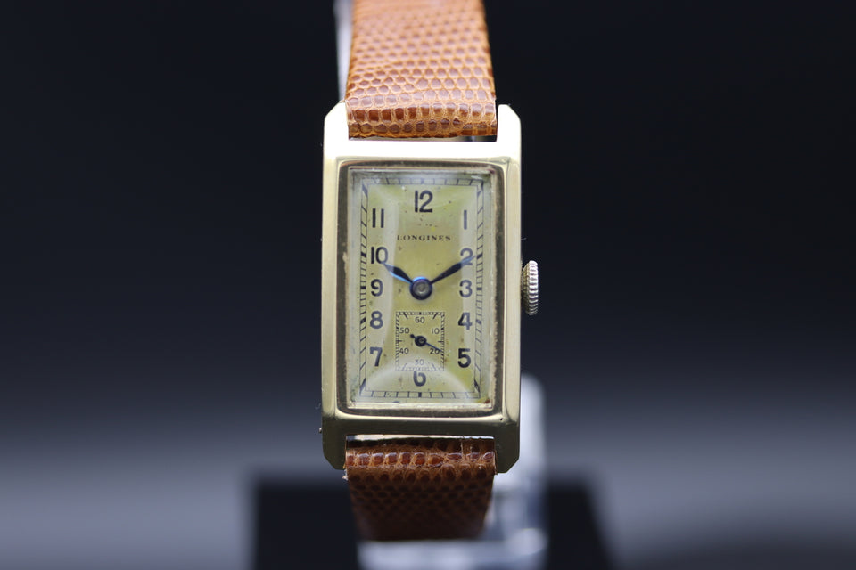 LONGINES | TONNEAU GOLD 1950s